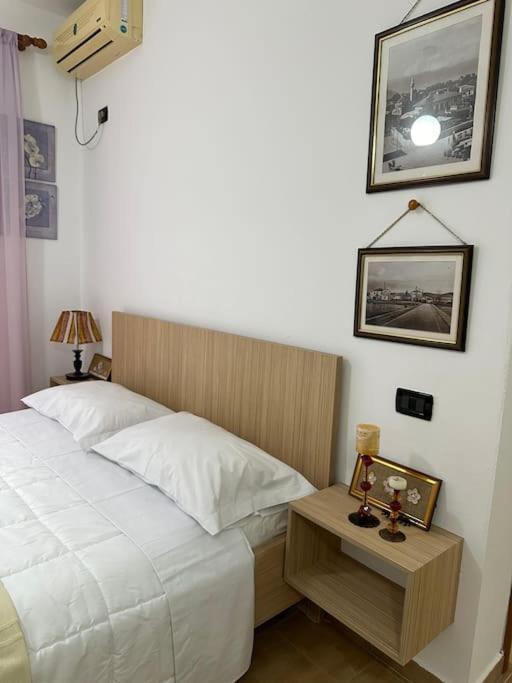 Studio Of Shpresa Vlorë Eksteriør bilde
